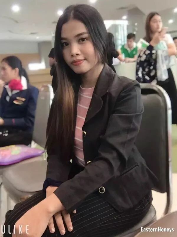 Alice Profile image 4