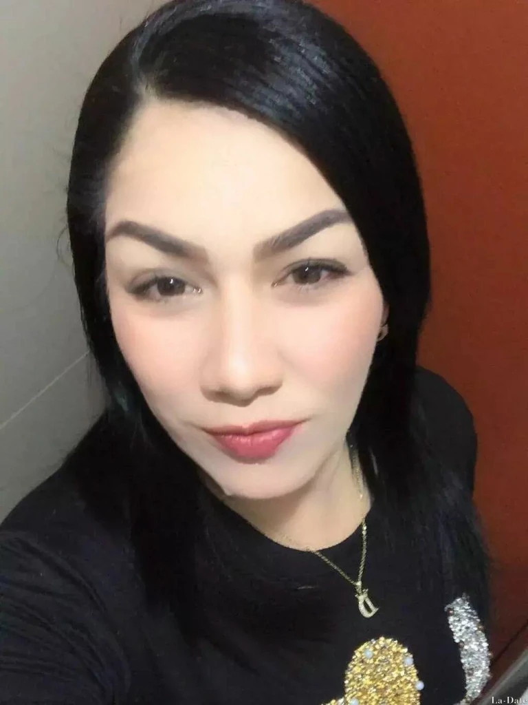 Daysbell Profile image 2