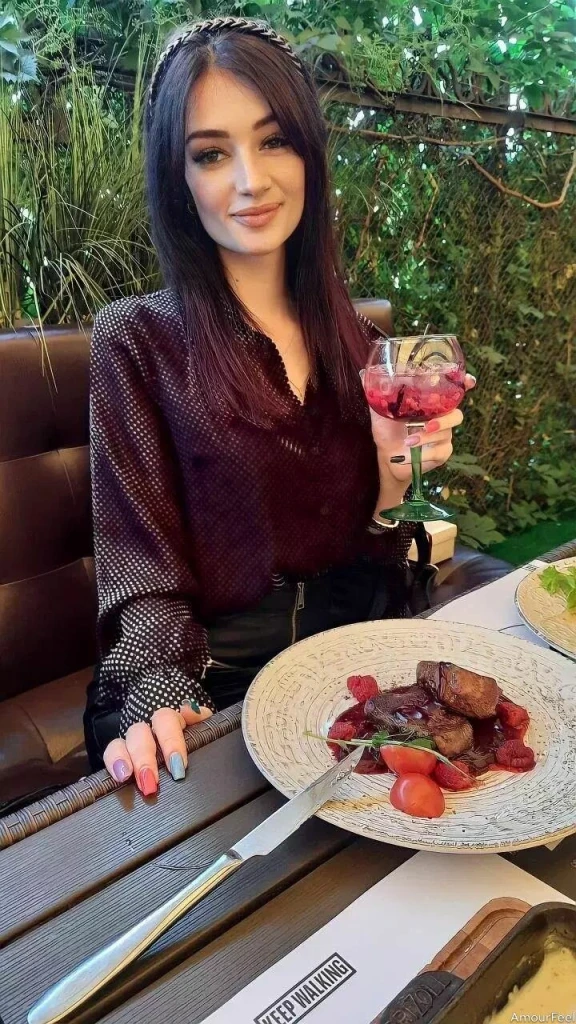 Krystyna Profile image 3