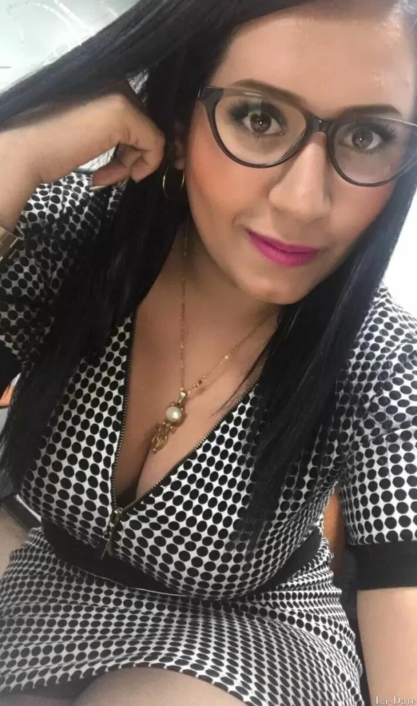 Milena Profile image 2