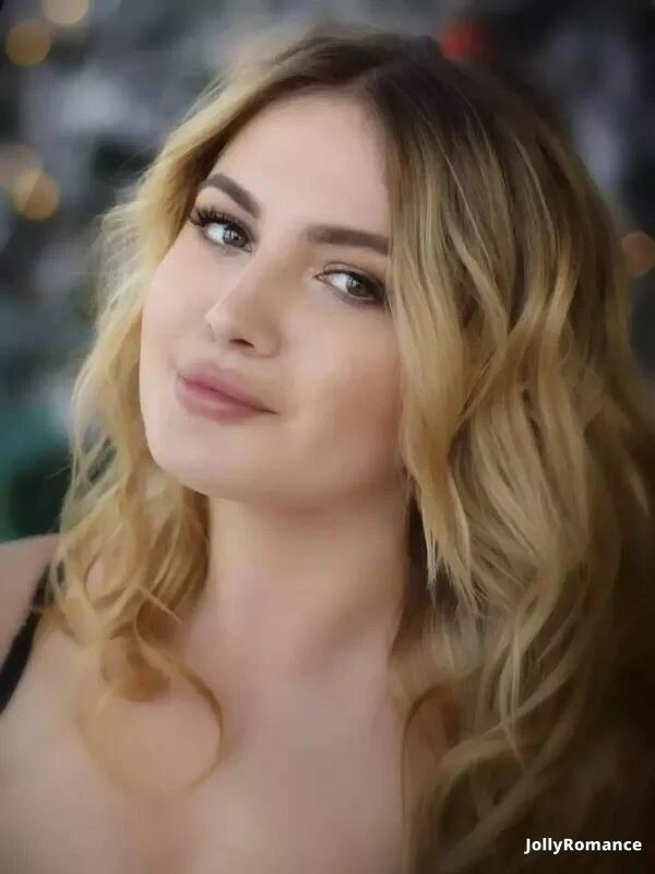 Elizaveta Profile image 2